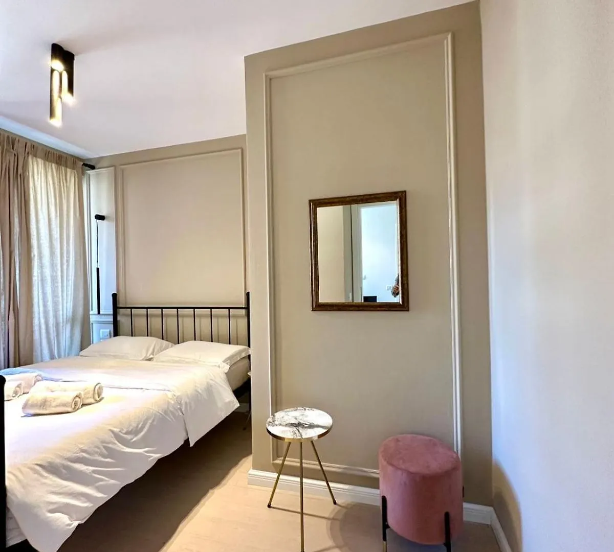 Modern City Center Apartament Apartment Tirana Albania